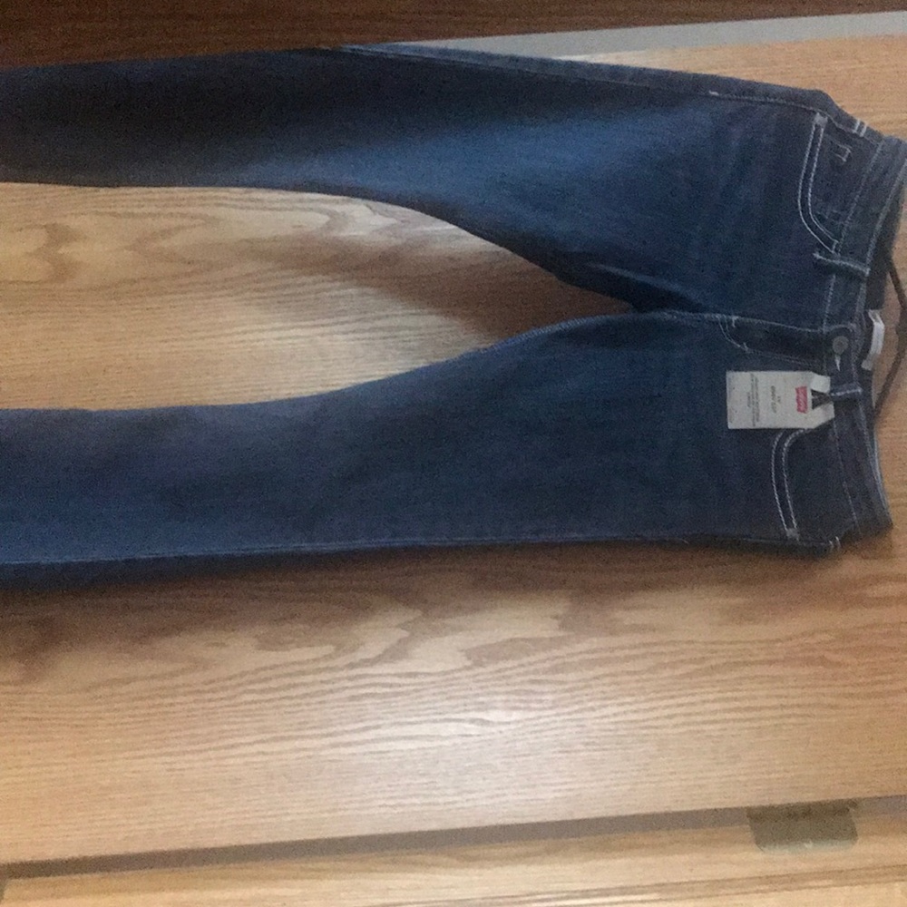 Levi 715 boot cut size 16 regular